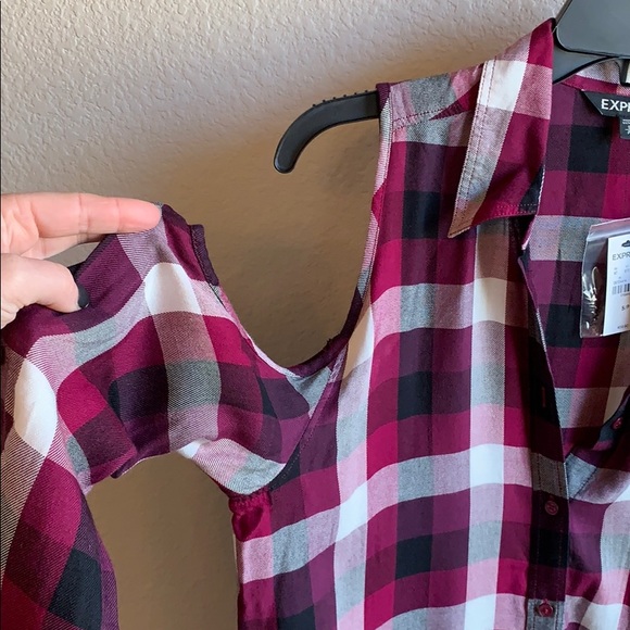 Express button Down shirt. - Picture 2 of 7